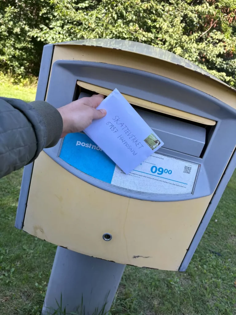Ansökan om organisationsnummer på väg till Skatteverket.